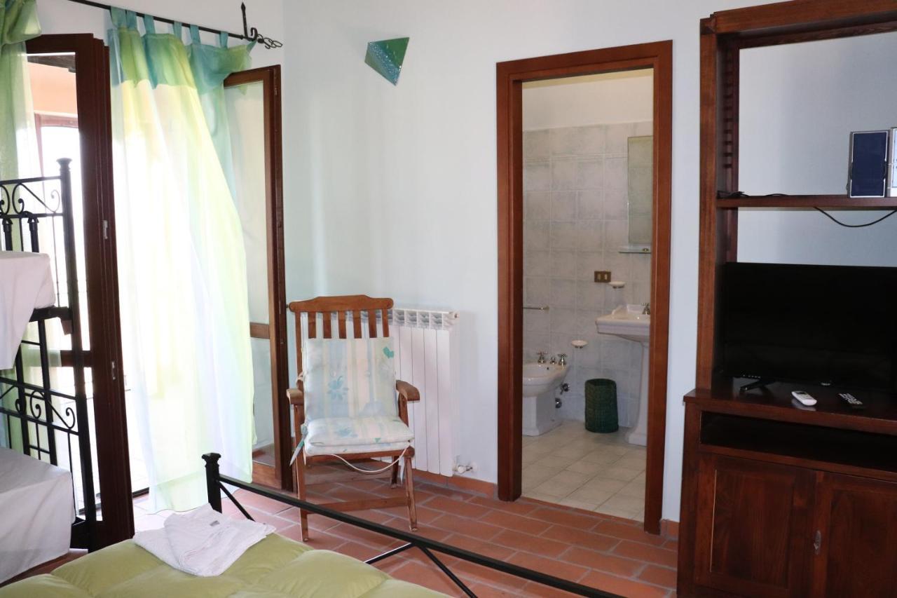 B&B Casale Roshlee Gualdo Cattaneo Extérieur photo